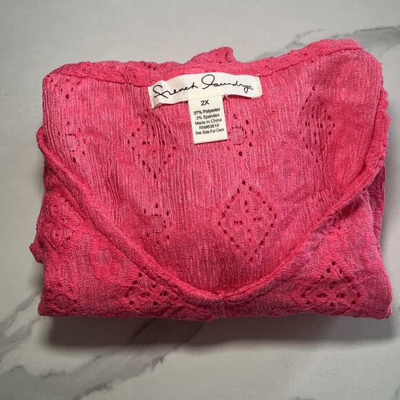 French Laundry Plus Size 2X Pink V Neck Short Ruffle Sleeve Blouse Embroidered - Picture 11 of 11